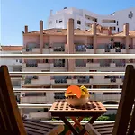 #115 Bernardo Flat By Home Holidays